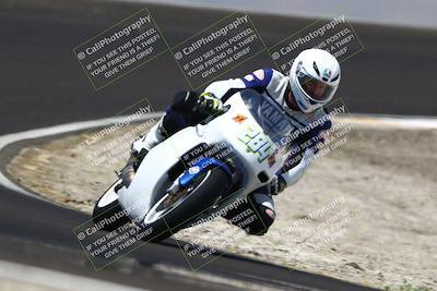media/Jun-07-2025-TrackDaz (Sat) [[4413525952]]/A Group/12pm (Turn 2)/